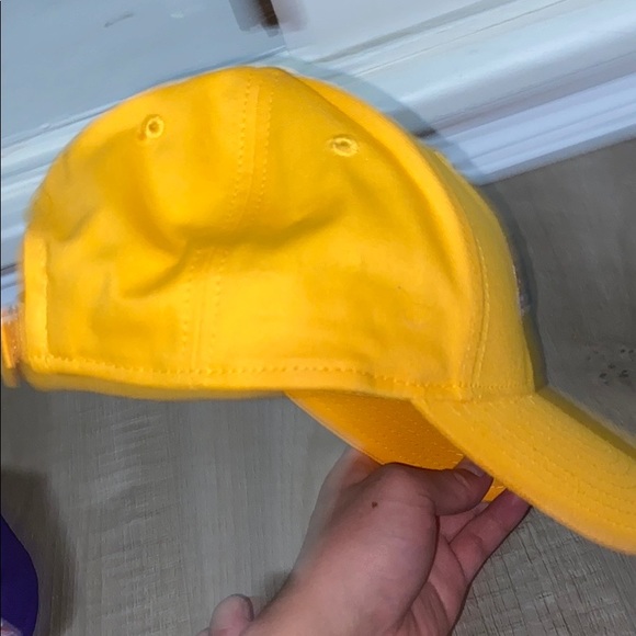 Los Angeles lakers hat - Picture 4 of 8